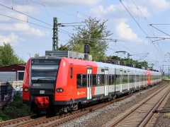 Baureihe 424 der |DBAG| (S-Bahn Köln) im |Bf| @kpw;