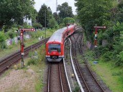 Baureihe 474 der |DBAG| (S-Bahn Hamburg) im |Bf| @ab;